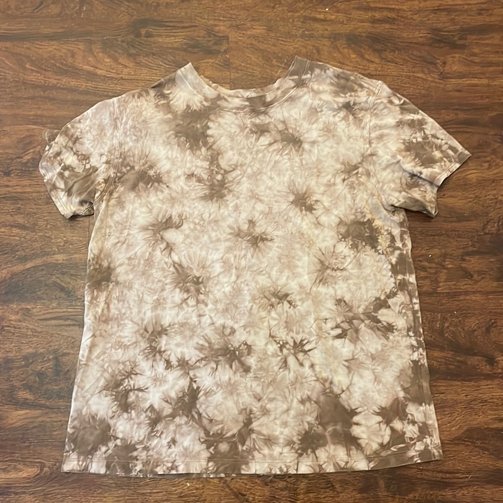 Lululemon shirt